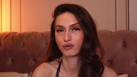 Snapshot of mayavixxen chatting on 02.07.25 MayaVixxen online show from 02.07.25