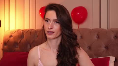 Snapshot of mayavixxen chatting on 02.14.25 MayaVixxen online show from 02.14.25