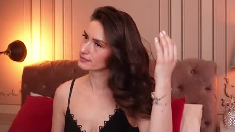 Snapshot of mayavixxen chatting on 02.21.25 MayaVixxen online show from 02.21.25