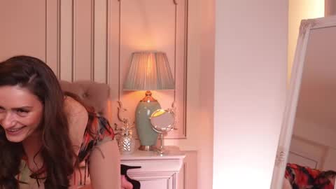 Snapshot of mayavixxen chatting on 02.25.25 MayaVixxen online show from 02.25.25