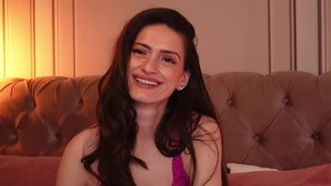 Snapshot of mayavixxen chatting on 03.11.25 MayaVixxen online show from 03.11.25