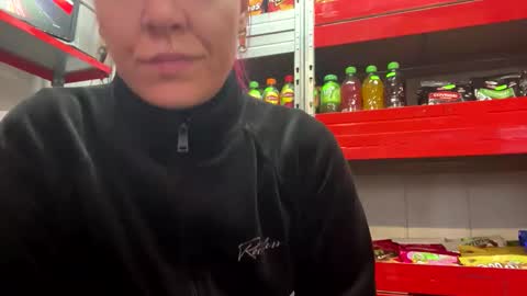 Snapshot of mayaweissx chatting on 11.04.25 MayaWeissX online show from 11.04.25