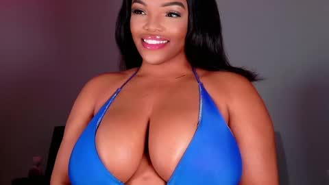 Snapshot of maybabi chatting on 03.07.25 MayBabi online show from 03.07.25