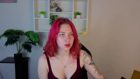 Snapshot of maybe_mia chatting on 04.29.26 Mia GMT2 Mon 3-9 AM Tue 3-9 AM Wed 3-9 AMThur 10 AM - 4 PM Fri 3-9 AM Sat 3-9 AM Sun 3-9 AM. online show from 04.29.26