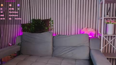 Snapshot of maybe_mia chatting on 05.01.26 Mia GMT2 Mon 3-9 AM Tue 3-9 AM Wed 3-9 AMThur 10 AM - 4 PM Fri 3-9 AM Sat 3-9 AM Sun 3-9 AM. online show from 05.01.26