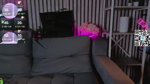 Snapshot of maybe_mia chatting on 05.10.26 Mia GMT2 Mon 3-9 AM Tue 3-9 AM Wed 3-9 AMThur 10 AM - 4 PM Fri 3-9 AM Sat 3-9 AM Sun 3-9 AM. online show from 05.10.26