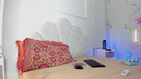 mayevanss online show from 11.14.25