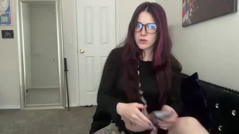 Snapshot of mayhem4ever chatting on 03.12.25 mayhem online show from 03.12.25