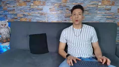 Snapshot of maykol_victoria chatting on 11.18.25 Maykol victoria1624 online show from 11.18.25