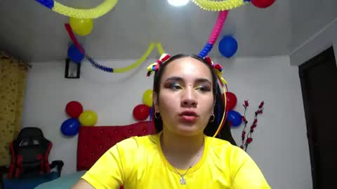 Snapshot of maylin_hornyy19 chatting on 06.18.26 Maylin online show from 06.18.26