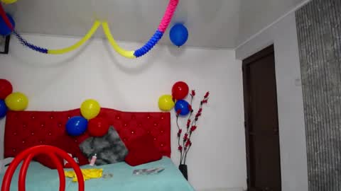 Snapshot of maylin_hornyy19 chatting on 06.18.26 Maylin online show from 06.18.26
