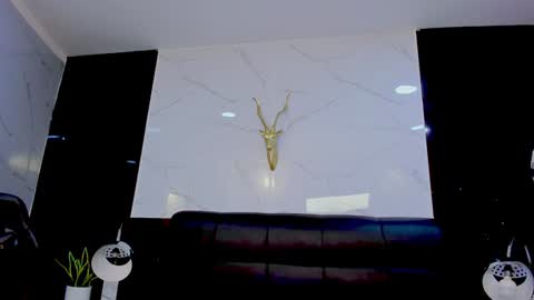 Snapshot of maylinsanchez chatting on 12.21.24 Maylin online show from 12.21.24