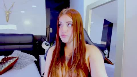 Snapshot of maylinsanchez chatting on 01.21.25 Maylin online show from 01.21.25