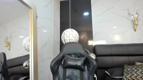 Snapshot of maylinsanchez chatting on 02.01.25 Maylin online show from 02.01.25