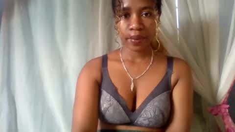 Snapshot of mayrah5 chatting on 07.11.26 mayrah online show from 07.11.26