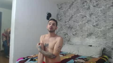 Snapshot of maythedesirelive chatting on 01.08.25 thonny online show from 01.08.25