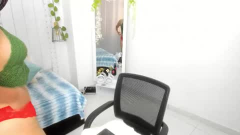 Mayu KIm online show from 11.11.25