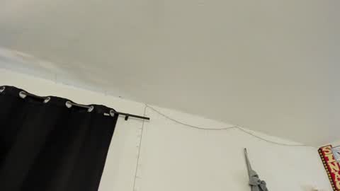 Snapshot of mazikeen_18 chatting on 01.18.25 mazikeen_18 online show from 01.18.25