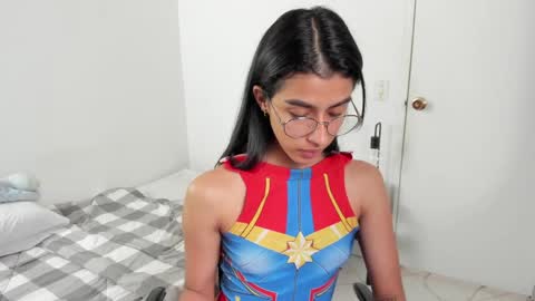 mazikeen_18 online show from 04.13.26