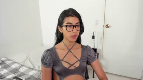 mazikeen_18 online show from 06.19.26
