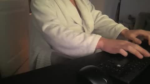 mbryni online show from 11.27.25