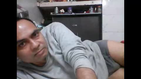 Snapshot of mcaraj2 chatting on 11.30.25 mcaraj2 online show from 11.30.25