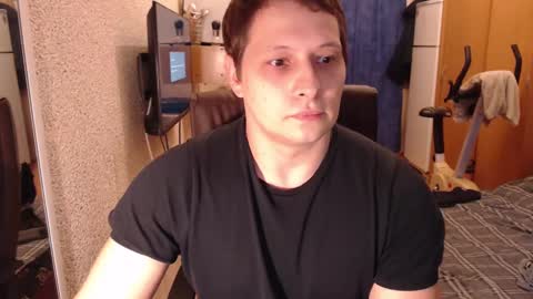 Snapshot of mclovi19 chatting on 12.22.24 mclovi19 online show from 12.22.24