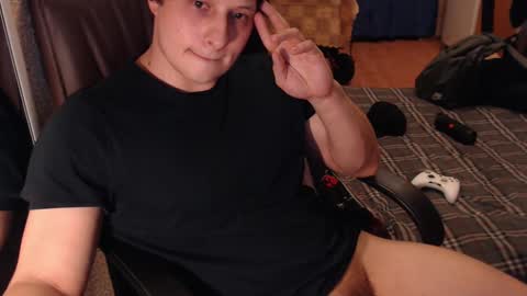 Snapshot of mclovi19 chatting on 12.27.24 mclovi19 online show from 12.27.24