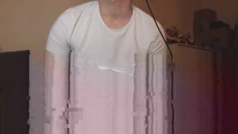 Snapshot of mcmike_es chatting on 01.17.25 Mike online show from 01.17.25