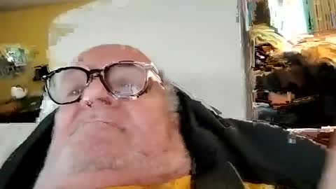 Snapshot of mcwire4 chatting on 01.24.25 mcwire4 online show from 01.24.25