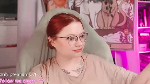 Snapshot of me_hanna chatting on 06.23.26 Hanna online show from 06.23.26