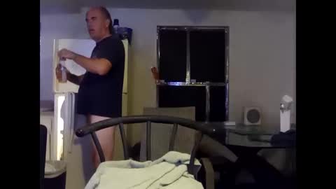 Snapshot of meaderd740870 chatting on 12.03.25 meaderd740870 online show from 12.03.25