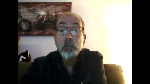 Snapshot of meathome3 chatting on 12.22.25 me at home online show from 12.22.25