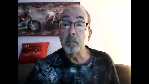 Snapshot of meathome3 chatting on 03.29.26 me at home online show from 03.29.26