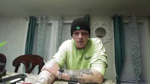 Snapshot of meatmallet2469 chatting on 01.02.25 Meatmallet online show from 01.02.25