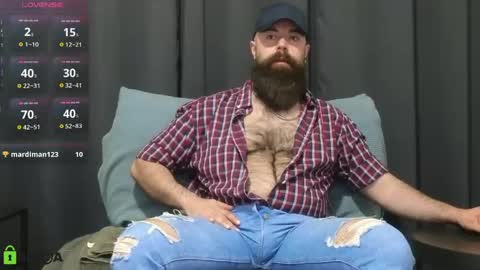 Snapshot of meaty_roll chatting on 04.16.26 Meaty Roll online show from 04.16.26