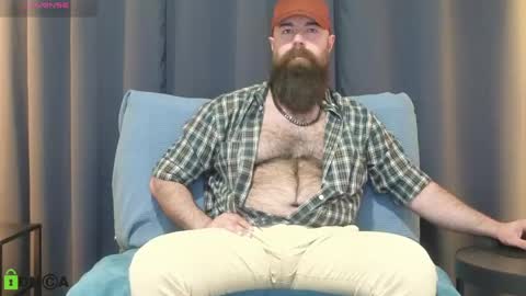 Snapshot of meaty_roll chatting on 05.04.26 Meaty Roll online show from 05.04.26