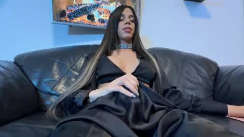 Snapshot of meclarityxxx chatting on 12.22.25 online show from 12.22.25