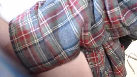 mee9090e900 online show from 02.17.26