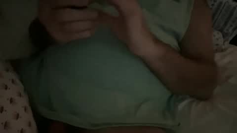 Snapshot of mee_only1 chatting on 12.14.25 mee_only1 online show from 12.14.25