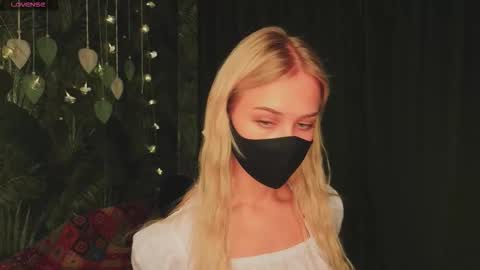 meeeewmeeeeow online show from 11.23.25