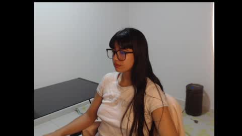Meg4n Miauuuu online show from 04.13.26