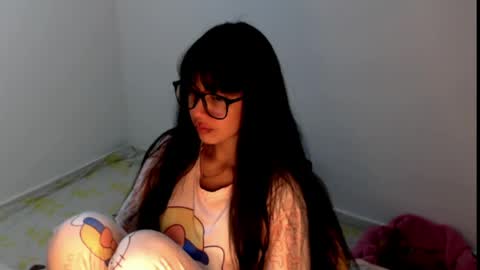 Snapshot of meg4nmiau chatting on 05.18.26 Meg4n Miauuuu online show from 05.18.26