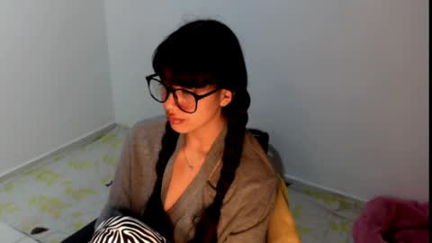 Snapshot of meg4nmiau chatting on 05.25.26 Meg4n Miauuuu online show from 05.25.26