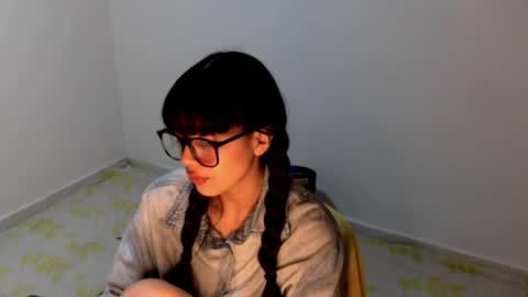Snapshot of meg4nmiau chatting on 05.29.26 Meg4n Miauuuu online show from 05.29.26