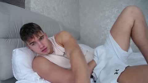 Snapshot of megamaxxxl chatting on 10.09.25 Max online show from 10.09.25