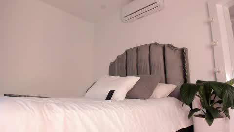 Snapshot of megan__88 chatting on 03.03.25 megan online show from 03.03.25