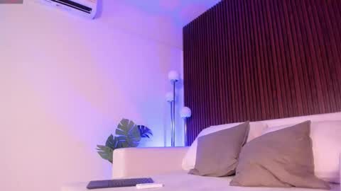 Snapshot of megan__88 chatting on 11.01.25 megan online show from 11.01.25