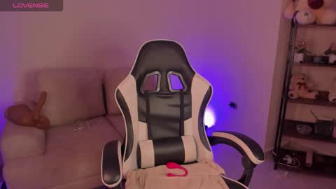 Megan online show from 02.22.26