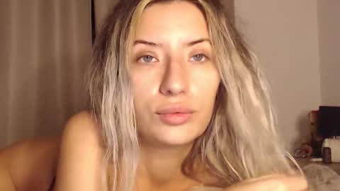 Megan Blazee  online show from 11.04.25